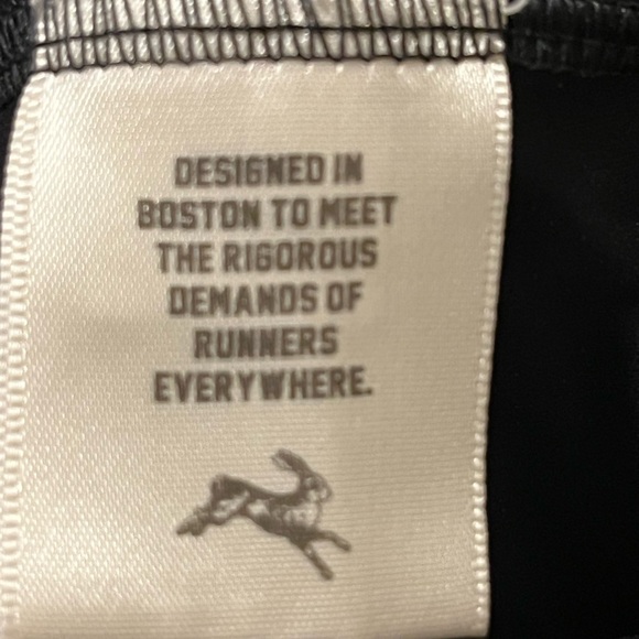 Women's Black Sports Bra - Picture 6 of 8